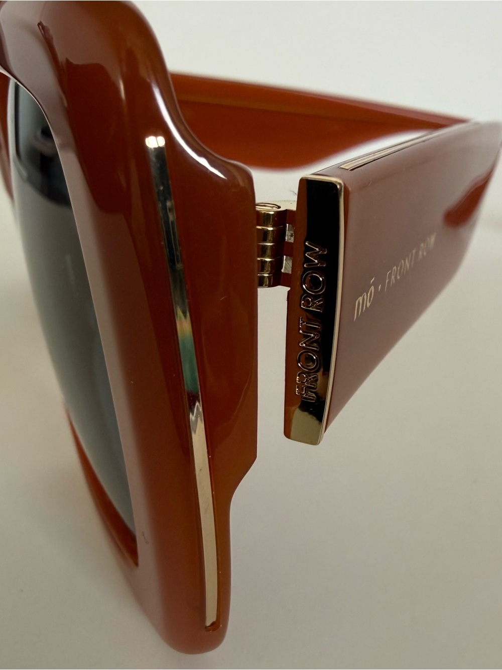 NEW!!! MO European brand sunglasses Retail 320$ - Picture 8 of 9